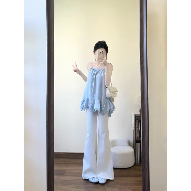 MARIE.COCO纯欲少女感吊带背心浅蓝色上衣搭配微喇休闲裤温柔套装