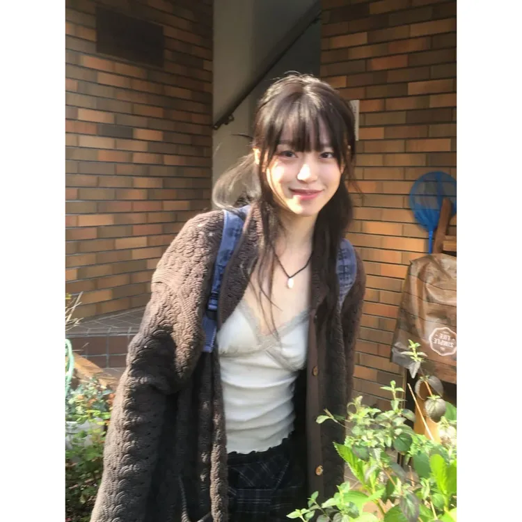 QYao Girls复古日系秋季提花镂空娃娃领长袖针织开衫外套女