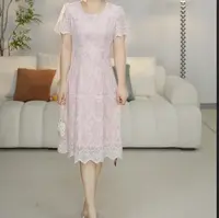 X03蕾丝碎花少女印花显瘦日常甜美气质时尚绣花连衣裙
