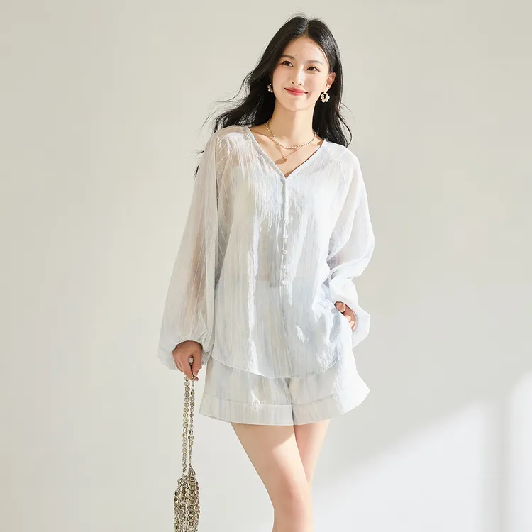 夏季时尚休闲套装上衣长袖衬衫气质混纺棉锦纶材质蓝色显瘦秋季