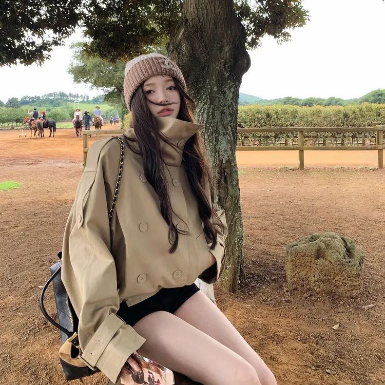 卡其色立领短款风衣女25秋季新款超好看韩版休闲英伦风双排扣外套