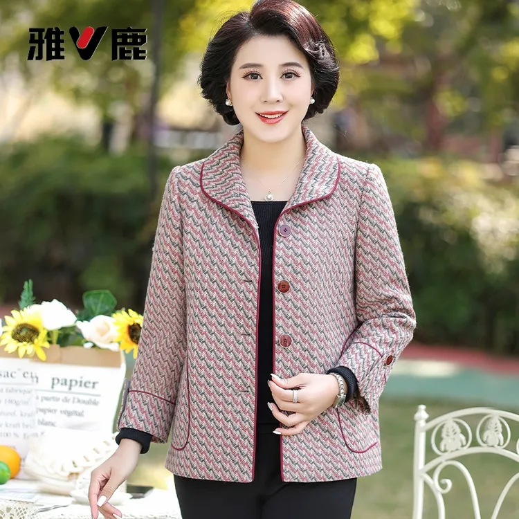 雅鹿女装春秋2025新款时尚高贵洋气胖妈妈短外套上衣服装A0379