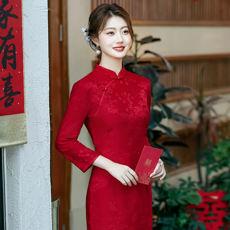 喜婆婆婚宴装2025新款春季年轻妈妈日常可穿裙子红色旗袍高贵礼服