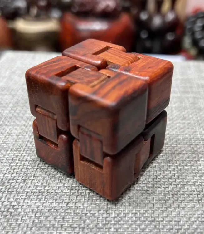 小叶紫檀(印度)百变无限翻转魔方立体3D变形可盘玩减压解压