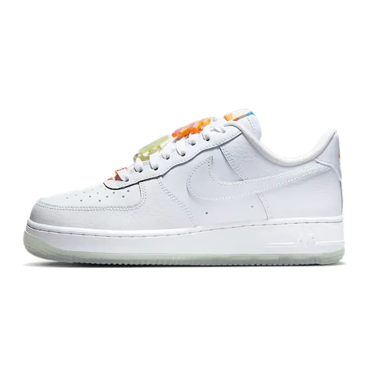 【滔搏联动】nike女子 WMNS AIR FORCE 1 '07 LX 休闲鞋IB8875-111