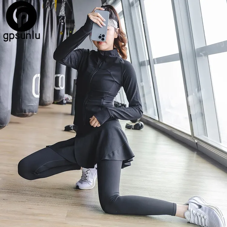 瑜珈套装女秋冬加绒健身房跑步运动服训练修身显瘦速干衣户外晨跑