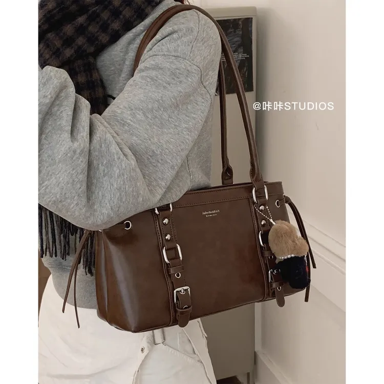 腋下包包女款爆款2025新款秋冬复古时尚单肩包小众百搭通勤托特包