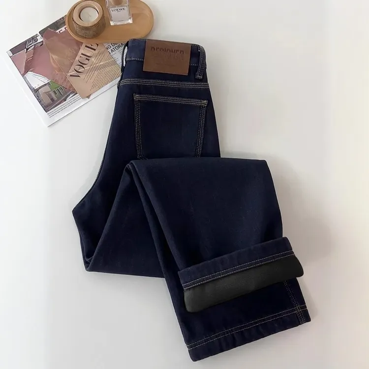 秋冬新款加绒直筒牛仔丹尼蓝大码女裤梨形身材显瘦窄版宽松阔腿裤