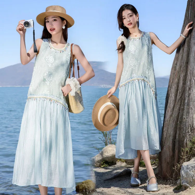 2025夏装新款拼接连衣裙蕾丝显瘦气质公主时尚夏季宽松无袖蕾丝