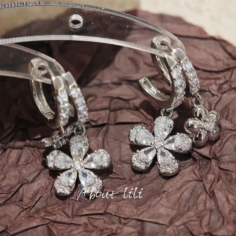 铜合金耳饰 晶花扣/锆石耳饰花朵耳扣精致耳环耳饰个性设计感