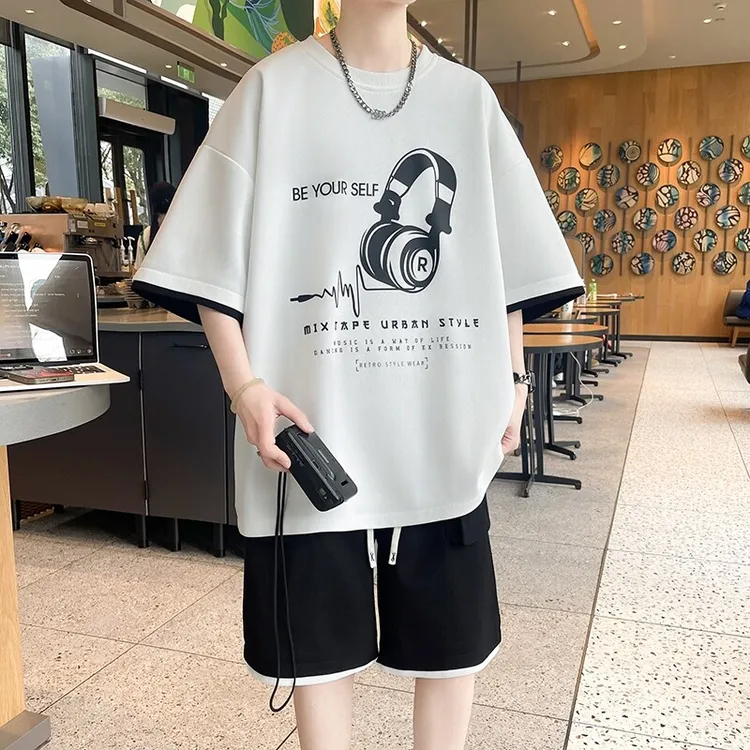 2025男士夏季新款短袖T恤套装宽松凉感青少年学生时尚帅气两件套