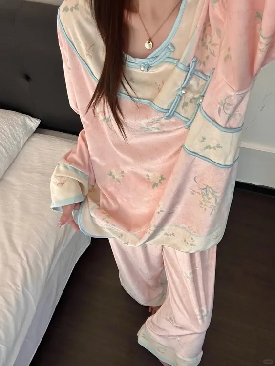 新中式国风提花金丝绒睡衣女秋冬季新款舒适保暖家居服长袖套装