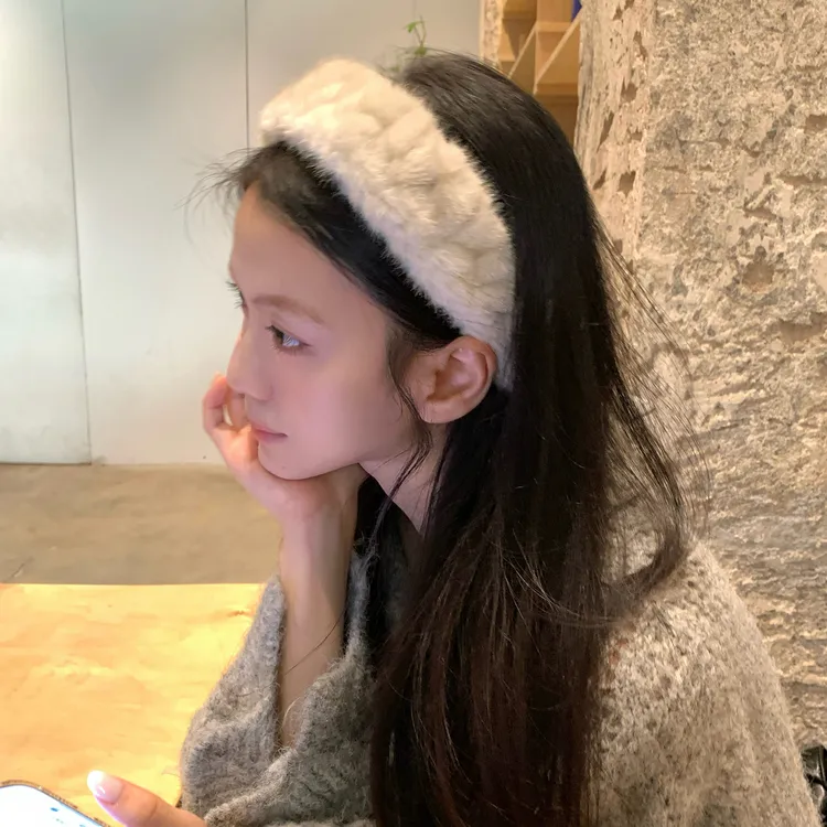 氛围感毛绒绒发箍宽边头箍压发发卡老钱风高级感发饰品秋冬复古