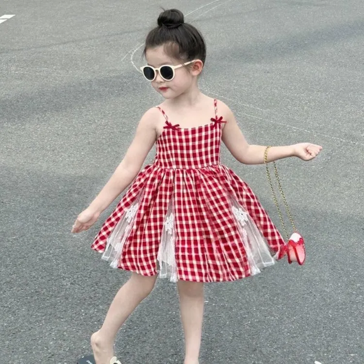 女童红色格子吊带连衣裙2025夏季新款小女孩洋气蕾丝拼接公主裙