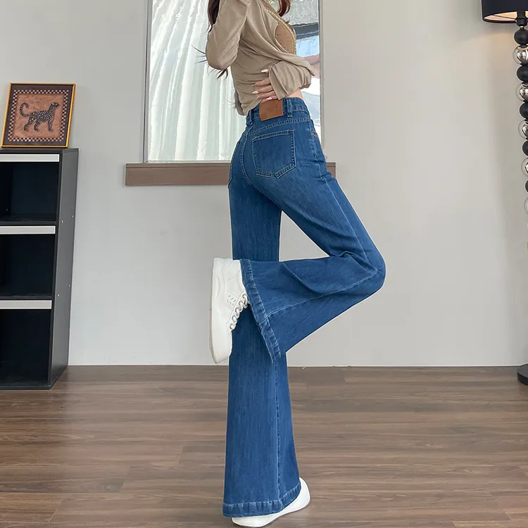 岚霜复古蓝不贴腿喇叭牛仔裤女款爆款2025新款冬高腰加绒喇叭裤子