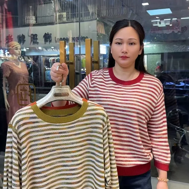 中年妈妈时尚圆领宽松百搭小众条纹长袖女士针织毛衣