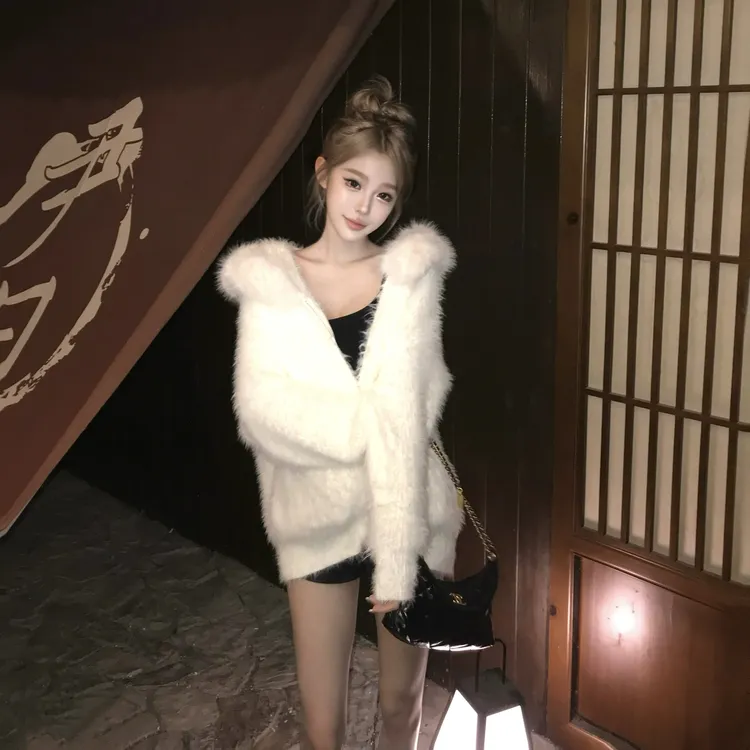 馨子专属kitby3 毛衣赛道天花板 毛领绒绒毛衣 针织宽松开衫拉链外套秋冬