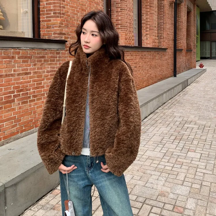 加厚咖色皮毛一体羊羔毛外套女秋冬2025新款巨好看流行爆款高级感