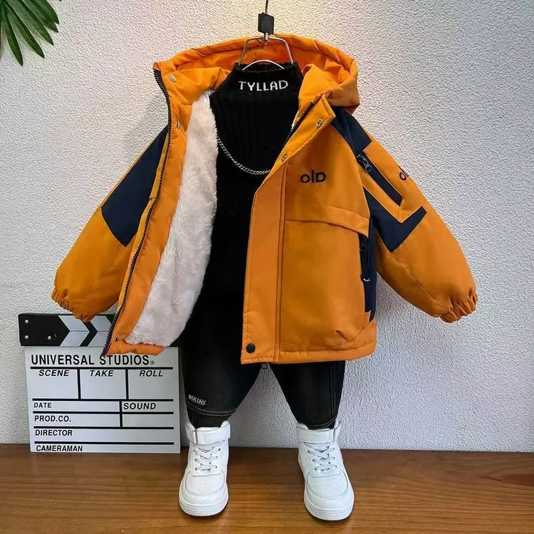 【舒适保暖】儿童加绒冲锋衣外套秋冬2025新款男童棉衣加厚派克服D