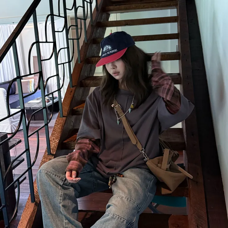 晶咕软软【一眼心动】美式休闲韩版小众假两件拼接格子长袖卫衣