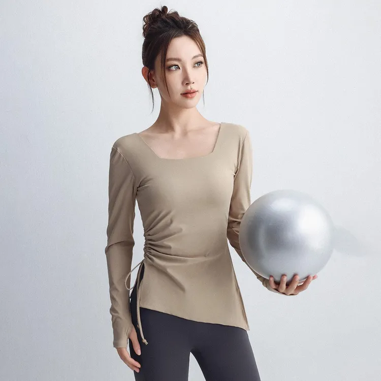 LULUISSUE运动上衣女秋冬新款透气带胸垫瑜伽服修身显瘦普拉提健