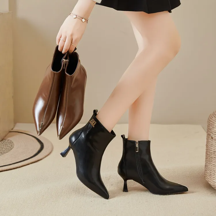 H69395法式冬季秋冬高跟尖头女通勤短靴百搭单里靴子方头简约