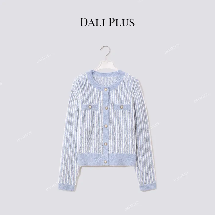 DALI PLUS“渐变蓝条”手工坊纹羊毛针织条纹开衫外套-D5CH4642
