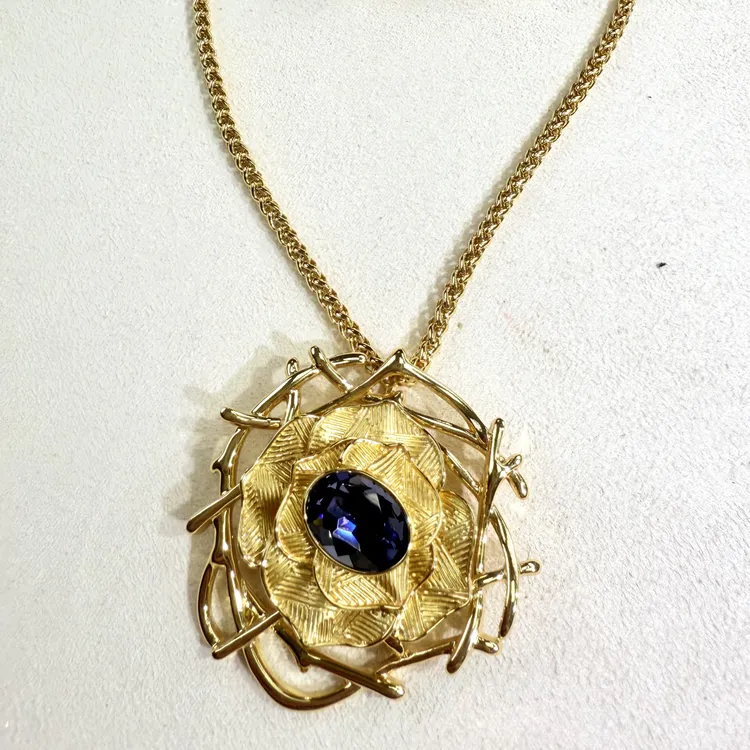 铜合金仿水晶项链 新款时尚سىۋارۇسكى كۆز يىشىل بىرتو 