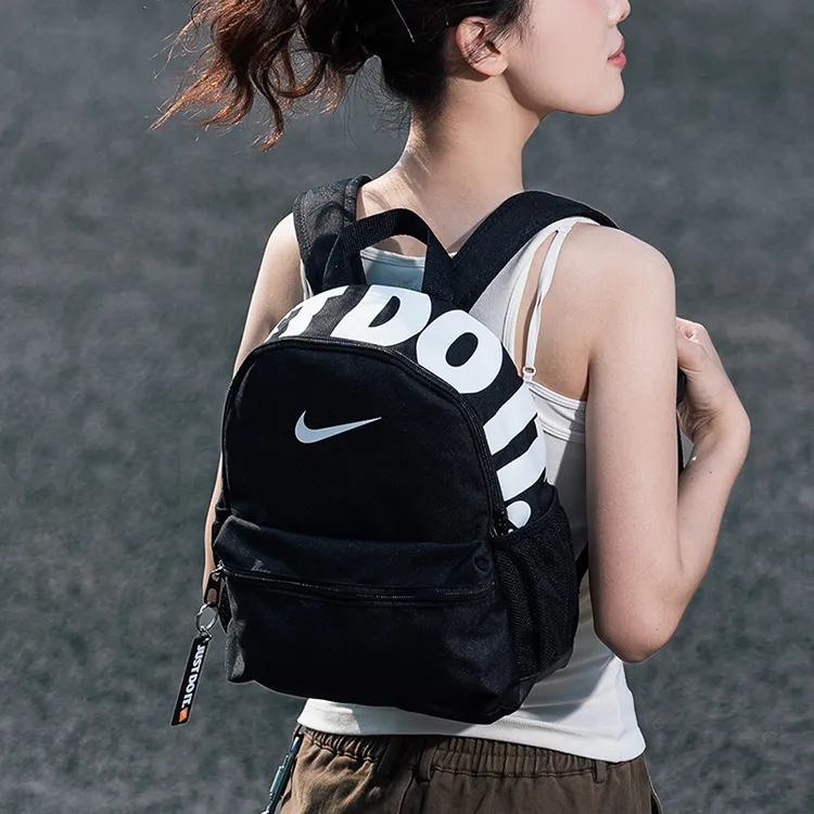 NIKE耐克开学季男女包运动休闲包小包户外背包学生双肩包DR6091