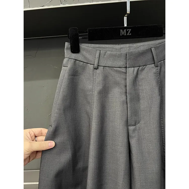 高级感灰色休闲裤女秋季新款简约高腰显瘦梨形身材宽松阔腿裤
