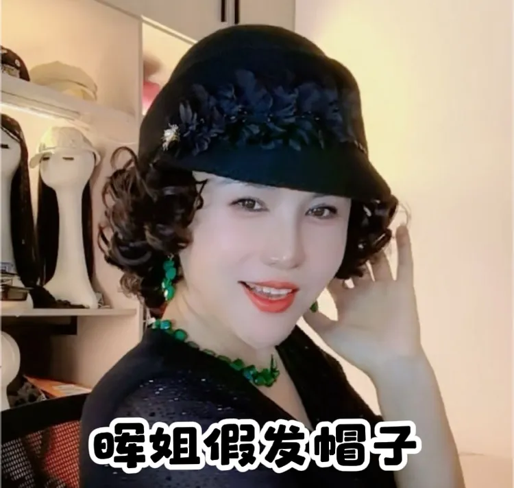 秋冬新款假发一体串花马术帽女时尚百搭针织假发妈妈帽优雅鸭舌帽