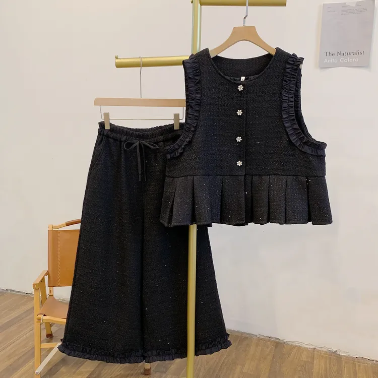 财阀千金Y3362亮片小花扣圆领马甲松紧腰阔腿裤小香风套装