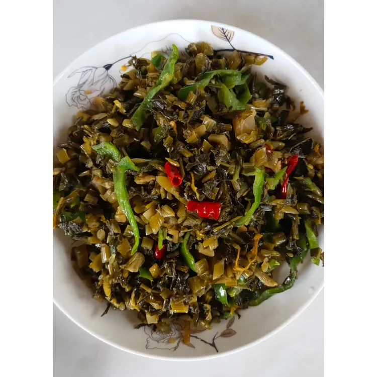 腊菜叶菜类(雪里红)淘洗去盐多放油炒5斤