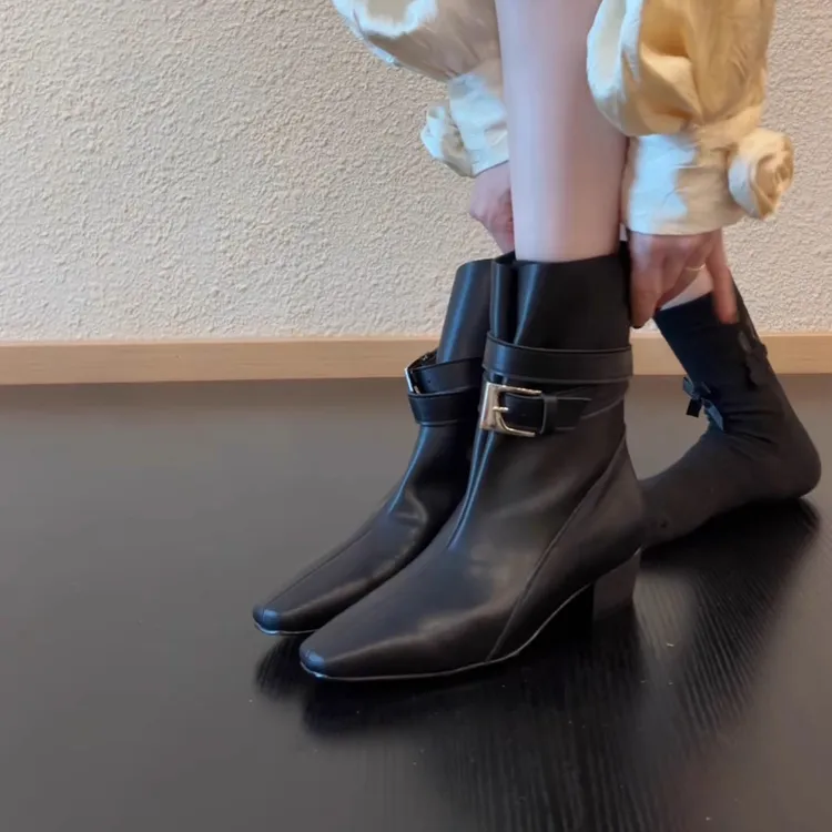 Pokoy-3.5cm皮带扣铆钉复古高筒中筒女长筒靴不过膝