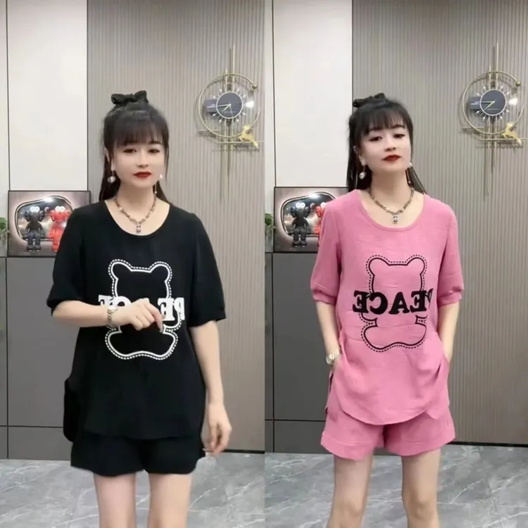 夏季时尚洋气显瘦休闲小熊印花短袖与宽松短裤套装可家居可外穿