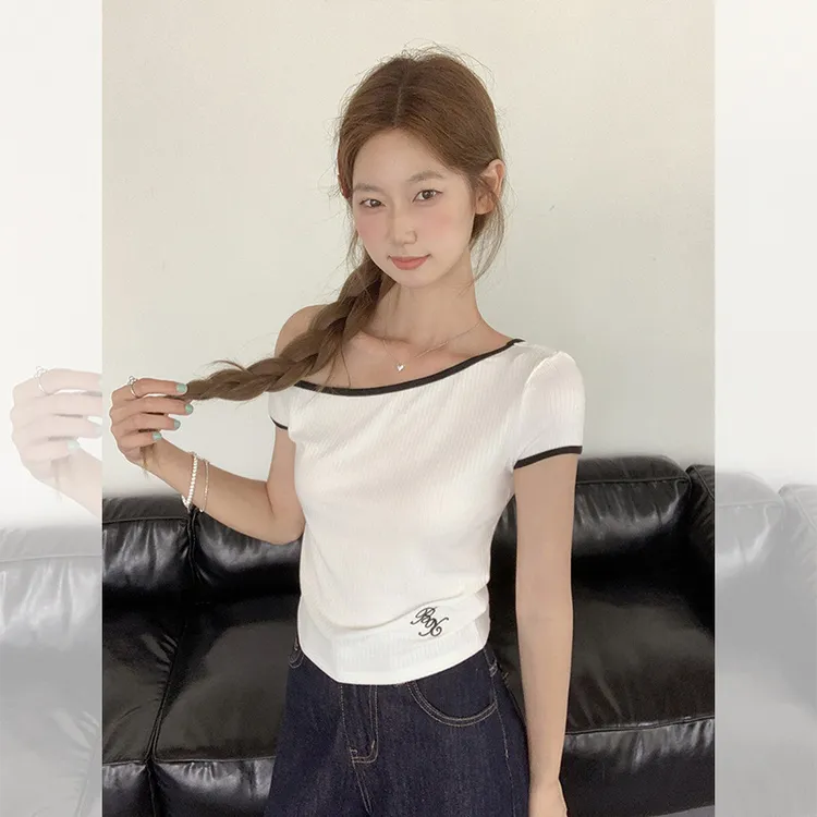 美式辣妹斜肩修身露肩短袖t恤女2025新款夏季设计感显瘦短款上衣