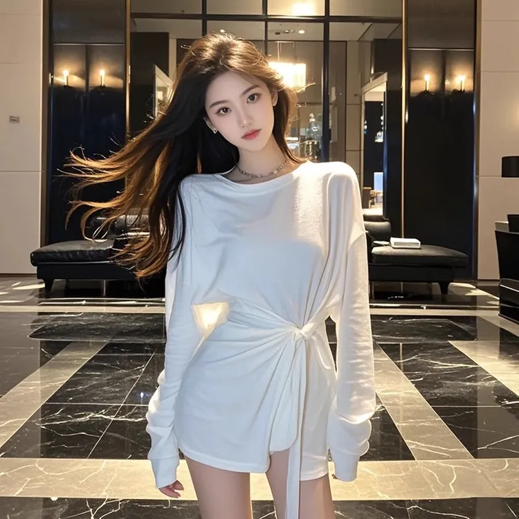 2025秋季新款圆领长袖扭结绑带连衣裙设计感裙子纯欲辣妹风穿搭女