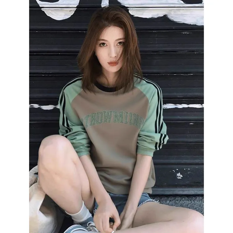 早秋绿色印花卫衣小个子韩系百搭内搭上衣oversize美式高街休闲风
