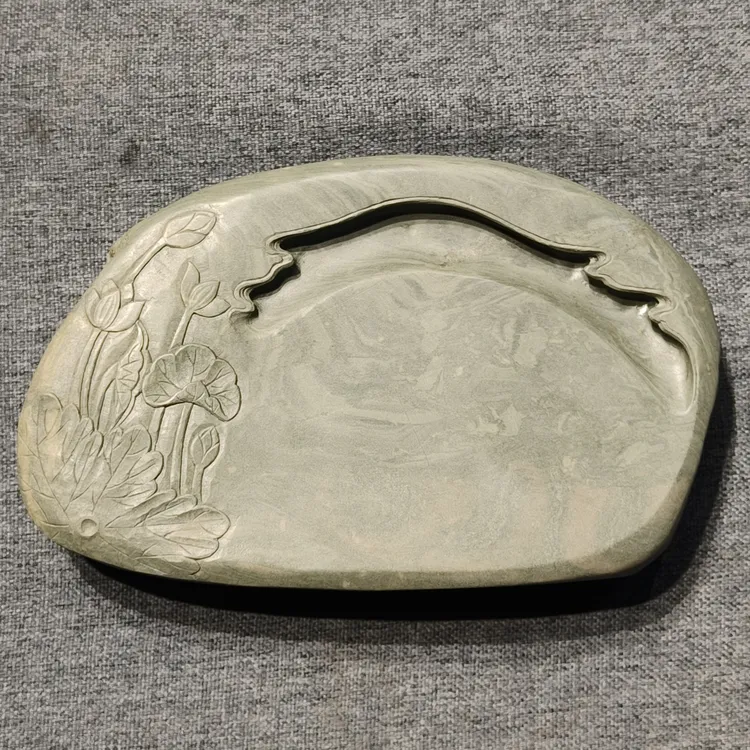 甘肃洮砚，老水泉纯手工荷花砚，尺寸17.5*11*2.6厘米