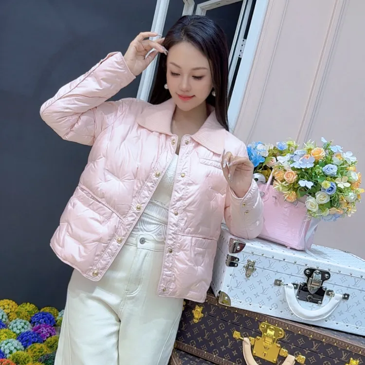 时尚百搭单排扣经典针织短款百搭轻薄经典时尚羽绒服