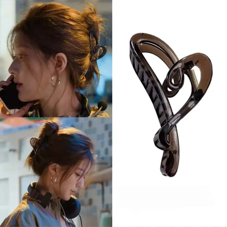 许我耀眼赵露思许妍同款爱心抓夹高级感后脑勺盘发鲨鱼夹发夹头饰
