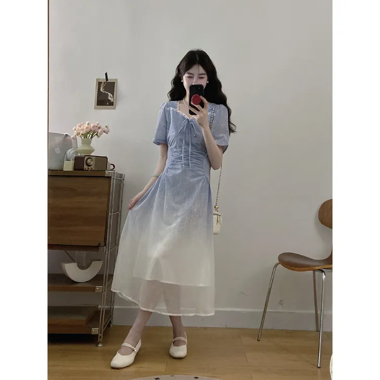 大码女装蒲月少女法式方领连衣裙女2025夏季收腰显瘦短袖a字裙子