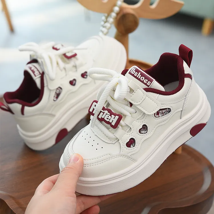 女童板鞋童鞋2025秋季新款女孩洋气软底学生鞋中大童小白鞋儿童鞋