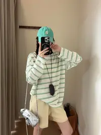 程程甄选  韩系定制舒适绒慵懒风条纹休闲打底衫1142