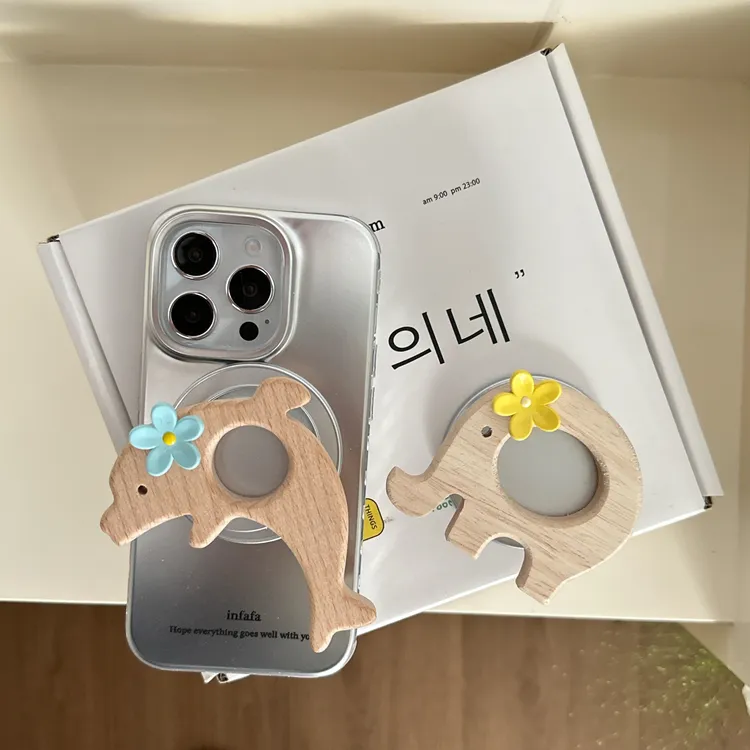 简约英文木马磁吸支架适用苹果16promax亚银iphone15链条14手机壳