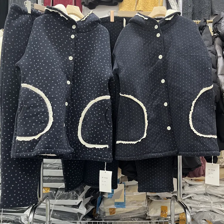 孕妇保暖连帽三层加厚加绒可外穿休闲家居服套装冬季时尚睡衣H68