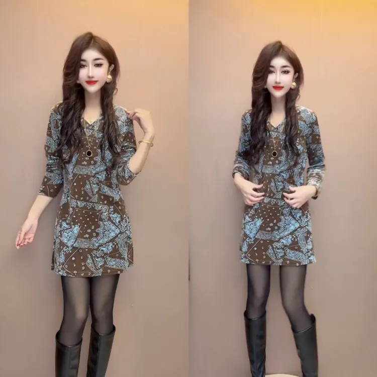 法式复古印花长袖秋冬修身显瘦设计感连衣裙女