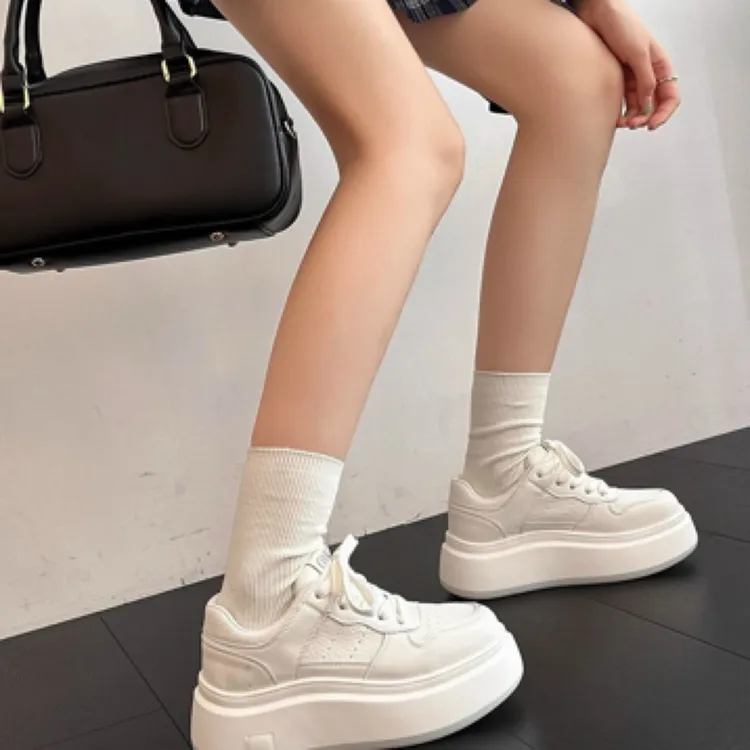 欧版厚底小白鞋女2025秋季新款增高板鞋轻便百搭运动休闲女鞋时尚