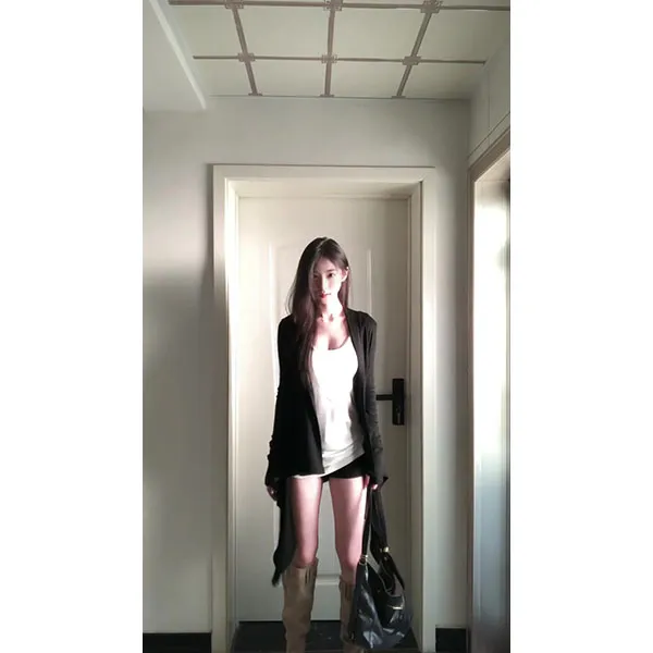 早秋新款韩系慵懒风不规则长款外套女薄款开衫背心短裤三件套装