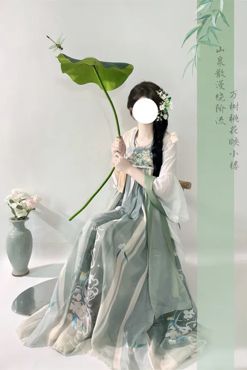 【九尾】原创汉服女唐制刺绣齐胸襦裙汉元素套装仙气春夏秋